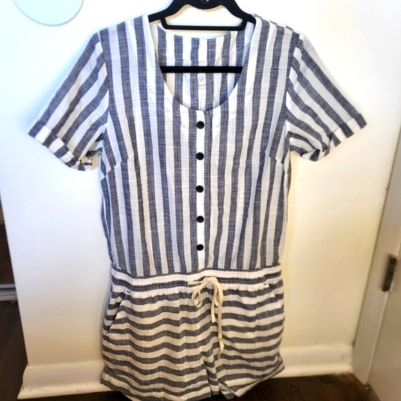 EUC Ann Taylor Loft Beach Striped Romper Navy White Cotton Size 4 - Picture 1 of 12